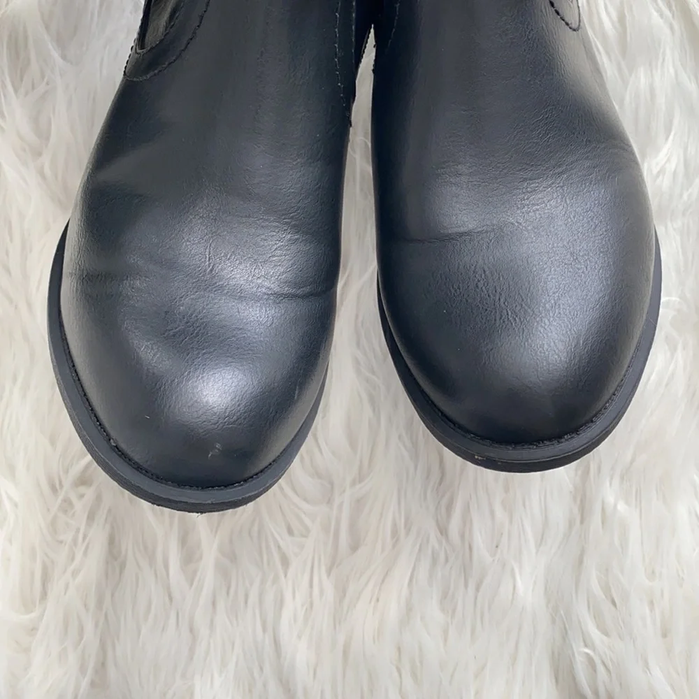White Mountain | Faux Leather Black Boots